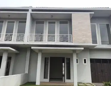 Rumah di Waru, dekat Surabaya