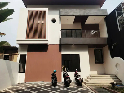 Rumah mewah cantik di cluster exclusive gegerkalong