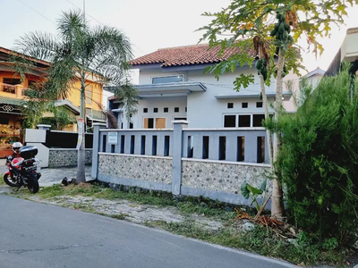 Rumah Second Nyaman di Colomadu Siap Huni