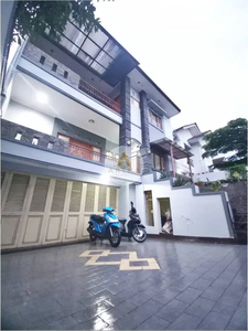 Rumah Siap Huni 2 Lantai di Setiabudi Regency Bandung