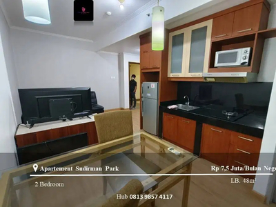 Sewa Apartement Sudirman Park Low Floor 2BR Full Furnished View Pool