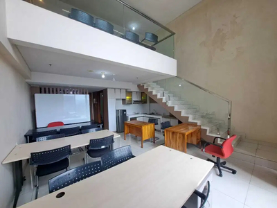 Sewa Kantor Furnish 132 m2 di SOHO Pancoran, Murah, Nego, Strategis