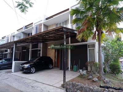 Rumah Mewah di Komplek Riviera Resort Residence, Geger Kalong