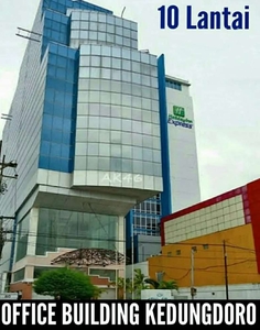 Gedung Kantor di Surabaya