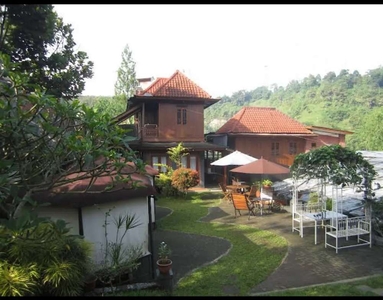 Hotel vila lembang