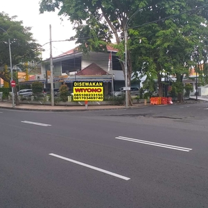 Raya Darmo Dekat Taman Bungkul Surabaya Pusat Cocok Buat Bank