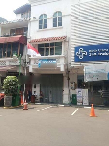 Ruko Murah 3 Lantai di Kebayoran Lama Jakarta Selatan Lt.75 h.7,9M