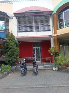 Ruko murah komplek Surapati cor cocok buat kantor pusat kota bandung