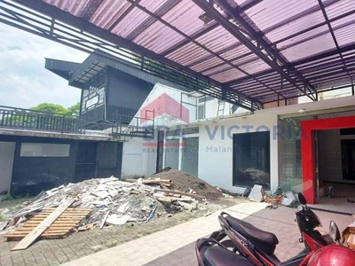 Rumah Cocok Untuk Kantor di Depan Persis Gerbang UM