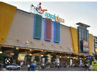 [Turun Harga]Disewakan Stan Pakaian Di Royal Plaza