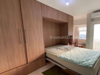 Di sewa apartemen springlake tower Basella Summarecon Bekasi