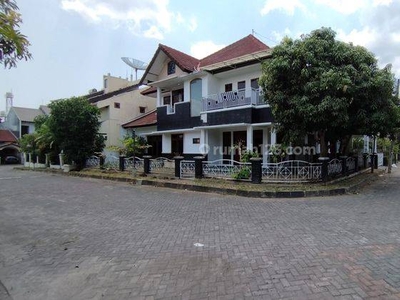 Rumah Untuk Kantor Dekat Kampus Ugm Dan Pakuwon Mall Yogyakarta