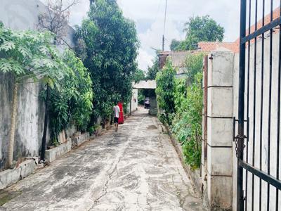 Dijual Rumah Hitung Tanah di Jl Anggrek, Kebon Jeruk Jakarta Barat