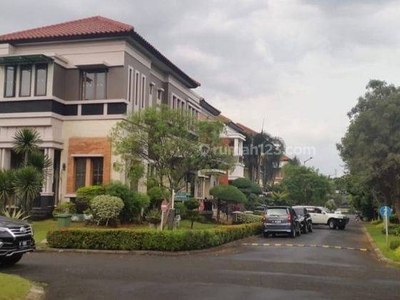 Disewakan rumah mewah Gading park view Kelapa gading