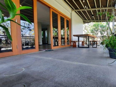 Dijual Cepat Rumah Mewah View Kota di Komp.elit Dago Pakar Resort