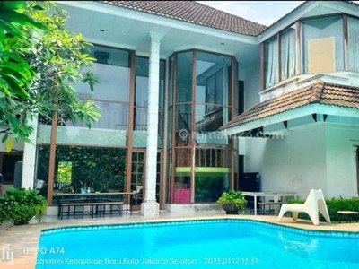 Disewakan Rumah Cantik, Cocok Untuk Kantor, Kebayoran Baru, Jakarta Selatan