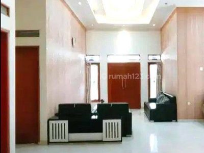 Disewakan Rumah Cantik Full Furnish Komplek Antapani