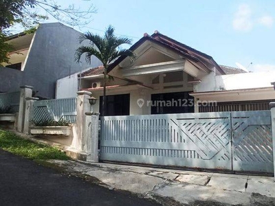 Disewakan rumah di Gunung Agung Gajah Mungkur Semarang