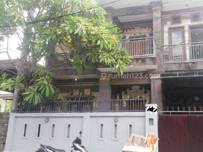 Rumah sewa lantai dua Renon Denpasar Bali