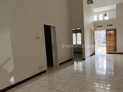 Di Jual Rumah Lux Full Renovated di Tatar Jingganagara Kota Baru Parahyangan