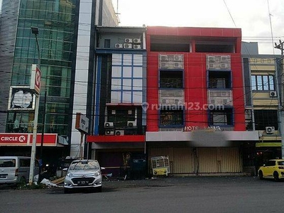 Disewakan Ruko 4lantai di Jl. Ujung Pandang,Makassar (okt), Ujung Pandang