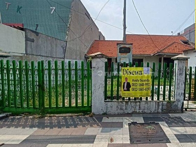 Disewakan Rumah Dijalan Raya Tenggilis Surabaya