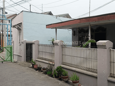 Rumah 1 Lantai SHM Posisi Hoek di Kota Bekasi