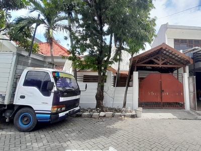 Rumah Luas Strategis Jalan Darmo Permai Selatan Surabaya