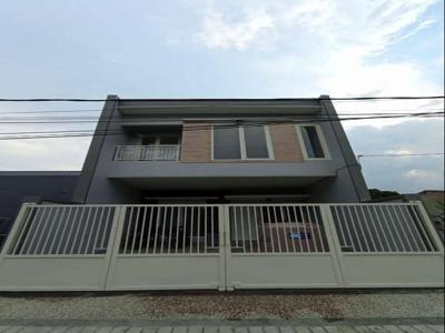 Rumah Baru Minimalis 2 Lantai Di Surabaya Barat