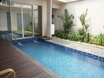 Rumah Megah + Private Pool + Full Furnished di Cipinang Indah