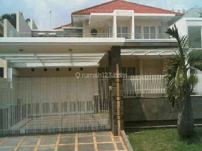 rumah graha family dekat pakuwon indah,citraland,royal residence