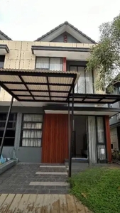 Disewa Hot Rent. Rumah 2 Lantai Golden Park 3, Cisauk