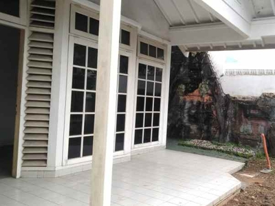 Dijual Rumah Harga Murah Asri Di Area Perumahan Pondok Indah