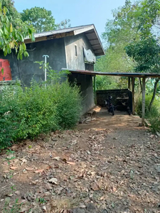 Dijual tanah dan bagunan kolam ikan mata air