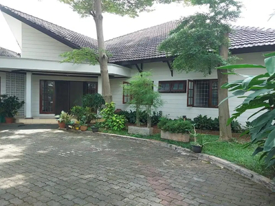 Rumah Di daerah Pejaten Jakarta Selatan
