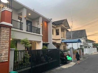 Rumah Full Furnished Di Utara Pakuwon Mall Concat Sleman