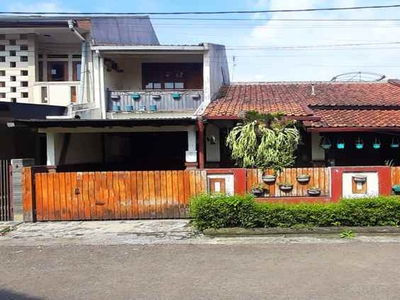 Rumah Semi Furnished Dengan Paviliun Di Arcamanik Bandung