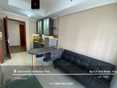 Sewa Apartement Sudirman Park High Floor 1BR Full Furnished & Renove