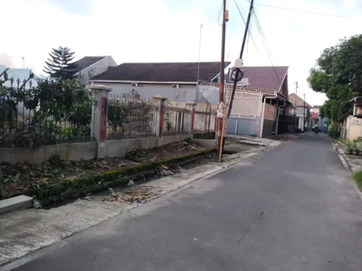 Tanah baturan 650Mt, Ld 15Mt, dekat fajar indah, colomadu