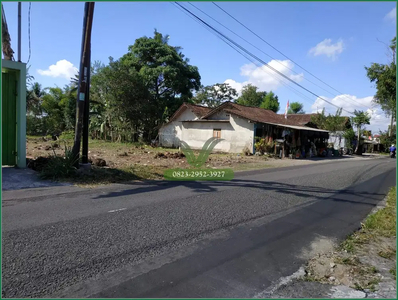 Tanah Plumbon Ngaglik, Dekat Jl.Kaliurang Sleman Tepi Aspal