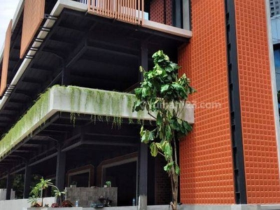 Rent A 5 Story Building For Offices Restaurant In South Jakarta