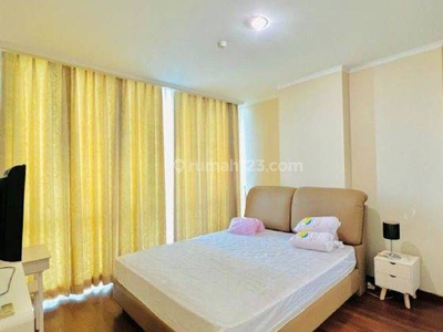 Sewa Apartemen Ciputra World 3 BR Tower Vue Lt 10 Fully Furnished