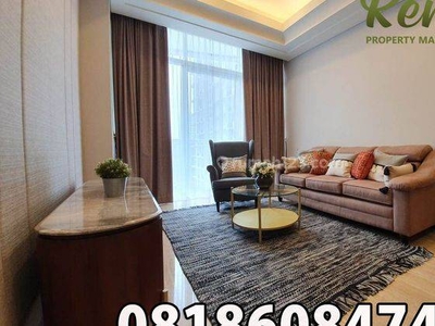 Sewa Apartemen South Hills 2 Bedroom Lantai Tengah Furnished