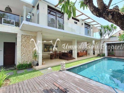 Villa For Yearly Lease In Batubelig Area, Villa Danver Tbv 756