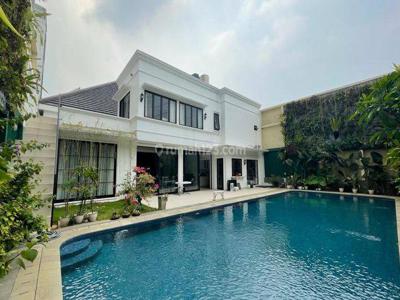For Rent Single House With Furnished Private Pool, Ready To Move In, At Kemang Utara