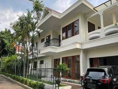 House 4 Bedrooms With Private Pool In Townhouse Kemang Cofaz