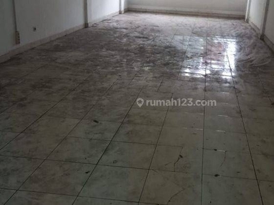 Di Jual Ruko 4 Lantai Mangga Besar, Strategis Jalan besar