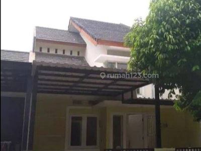 Di Sewakan Rumah 2 lantai di Kemang Pratama, dekat Galaxy, Bekasi