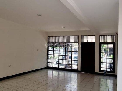 Disewa minimal 2th, rumah di Perumahan Puri Indah, uk 8x20m2, harga Rp 82.5jt/th nego.