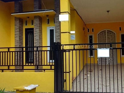 Disewa Rumah Cantik Siap Huni di Citra Raya Tangerang